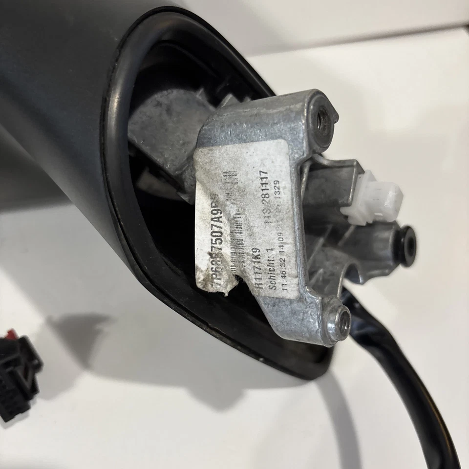 Espejo retrovisor lateral izquierdo conductor Volkswagen Touareg 11584242 2013 Foto 3 de 4