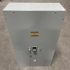 ITE J6N1 Circuit Breaker Enclosure 400 Amp 600 Volt 3 Pole  - With JXD23B300