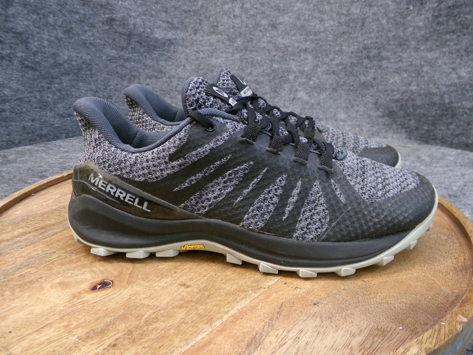 Scarpe da trail running Merrell Momentous sneaker MegaGrip nere da donna taglia 8 J52750
