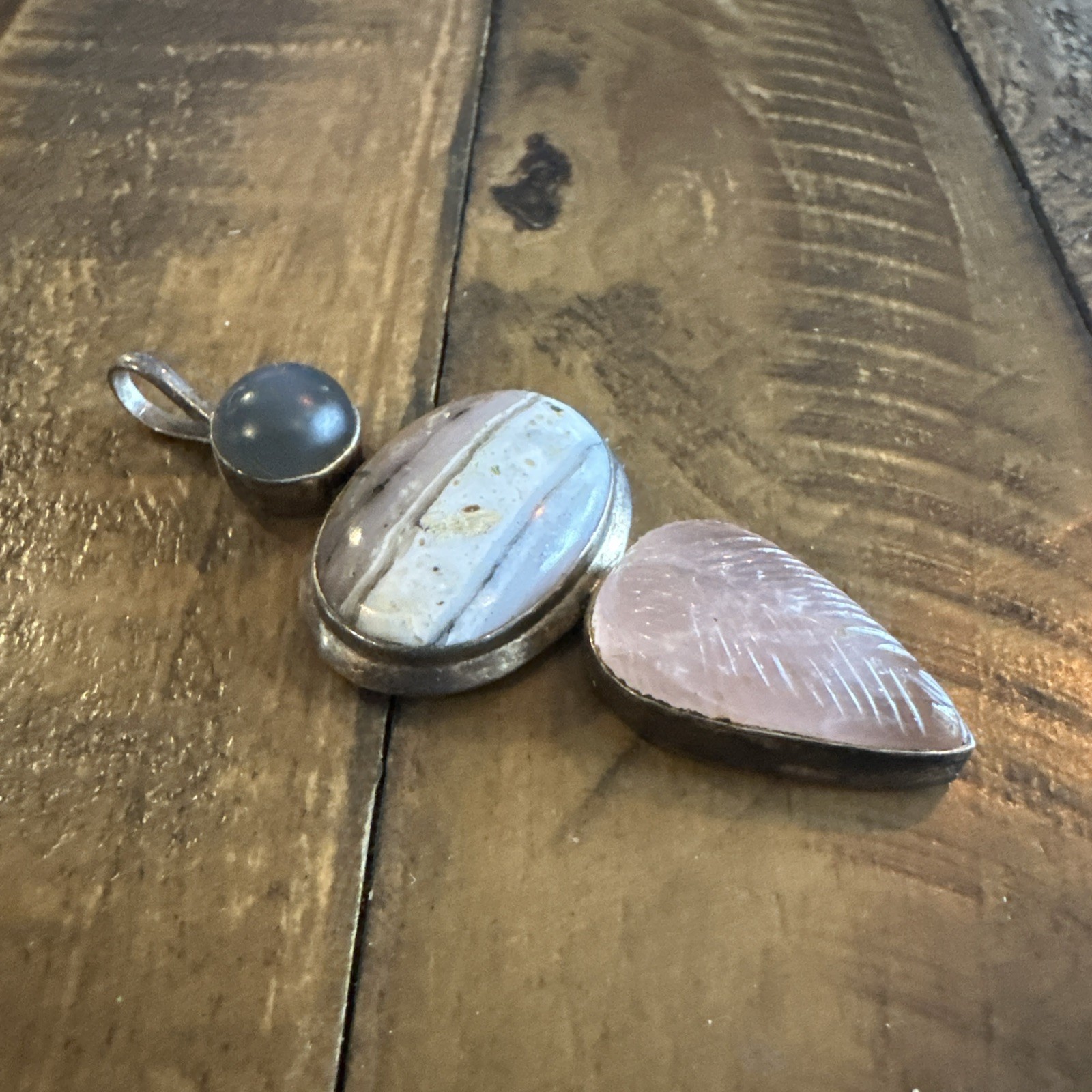 Native American Java Pink Jasper Leaf Pendant Sil… - image 3