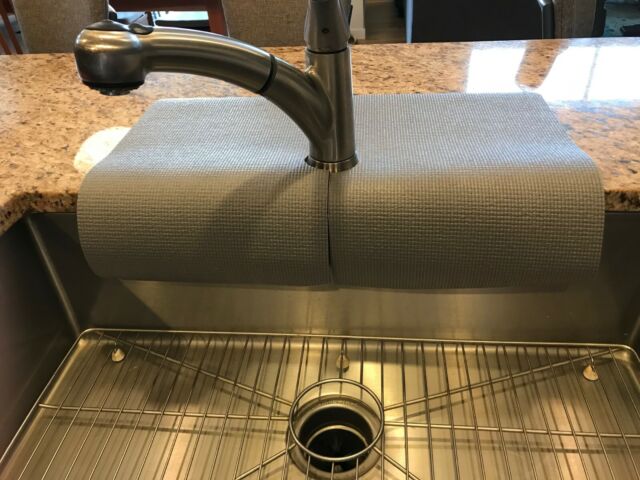 kitchen sink water splash shield