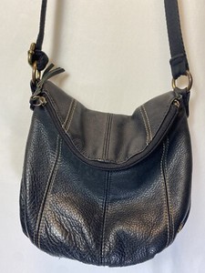sak black leather purse