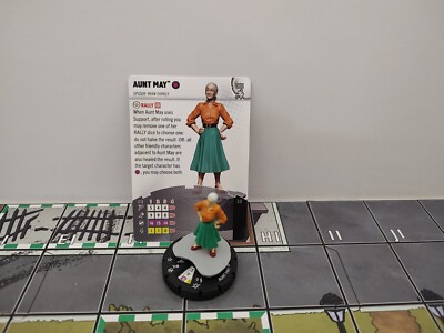 Marvel Heroclix Aunt May #015 w/ Card Spider-Man Beyond Amazing Set