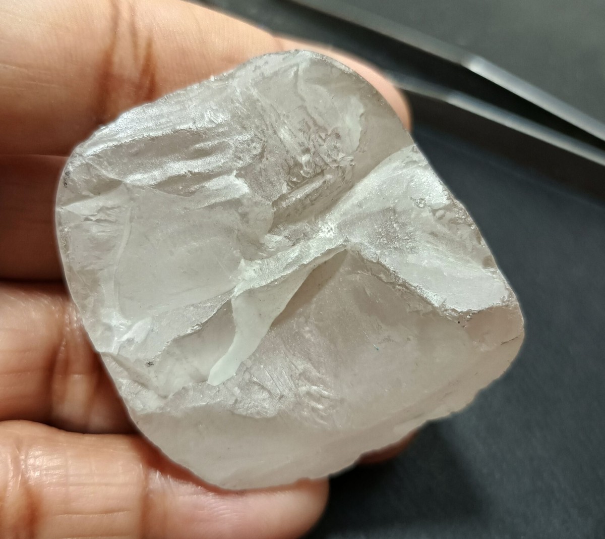 Natural Ceylon White Sapphire Raw Rough 440.95 Ct EGL Certified