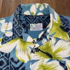 1960s Kauai Shirt Loop Collar Barkcloth Cotton Hawaiian Surf Vintage Mens Small