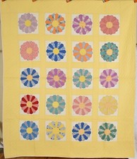 Colorful 30's Vintage Dresden Plate Antique Quilt Nice Yellow Background 