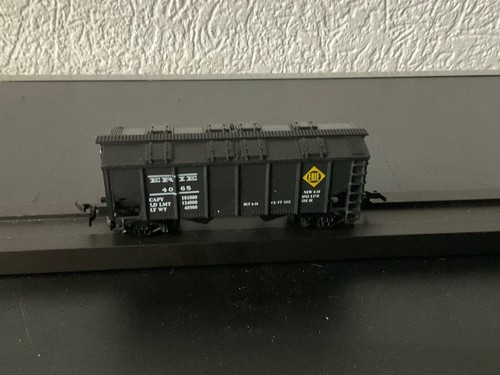LIFE-LIKE 8514 HO Covered Hopper Erie in Originalverpackung | Zustand: Gebraucht