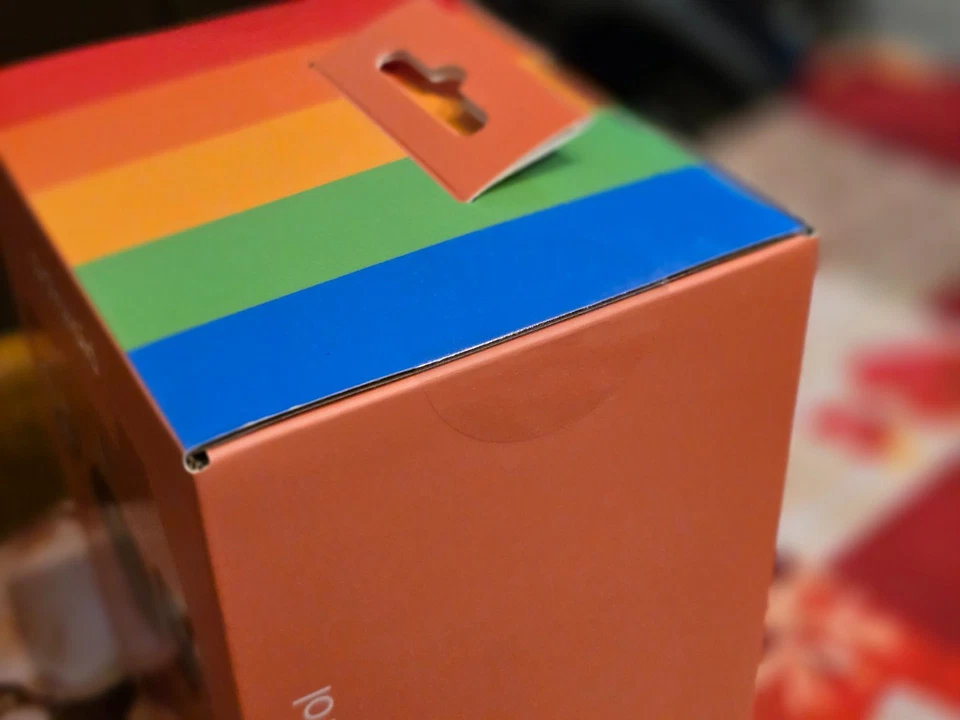 Polaroid Now+ Gen 3 Starter Set (Camera + 8 Polaroid) - Coral Red - Immagine 3 di 4