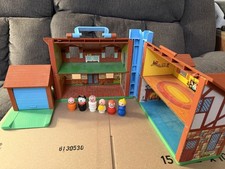 Vtg 80  s Fisher Price Little People Play Family House No. 952