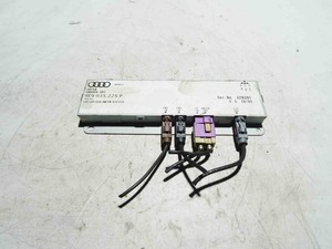 AUDI A4 8EC, B7 Antennenverstärker  8E9035225P 1.90 Diesel 85kw 2004 14701514