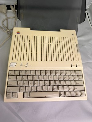 Apple IIc Desktop Computer, Beige Vintage System with Power Supply