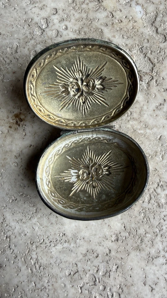 Boîte Pilulier Ancien En Argent Massif Beau Décor Intérieur Vermeil - Photo 4/4