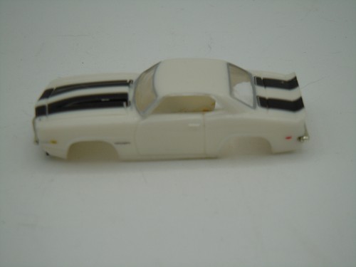 MODEL MOTORING WHITE W/ BLACK '69 CAMARO Z28 SHELL ~ NEW ~ FITS AURORA TJET - Picture 2 of 7