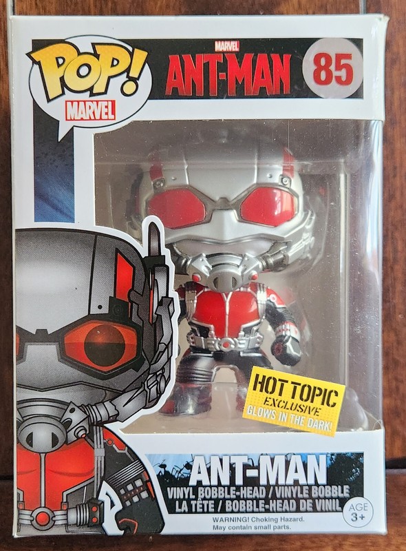 Funko POP Marvel ANT-MAN (Glow In The Dark) #85 Hot Topic Exclusive w/ protector