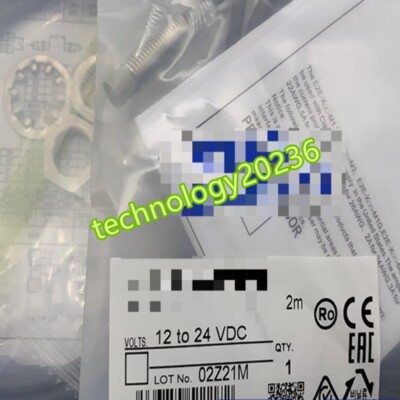 1PC Neu E2E-C03SR8-WC-B2 sensor #JY