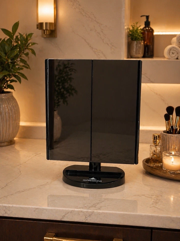 Espejo de maquillaje de mesa iluminado triple pliegue LED tocador Impressions negro - Imagen 2 de 3