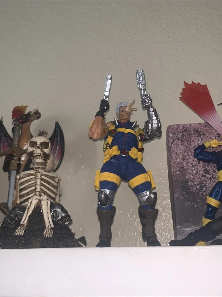 Increíble complejo de figuras Marvel Yamaguchi Cable Revoltech No. 020 KAIYODO SUELTO Foto 4 de 4