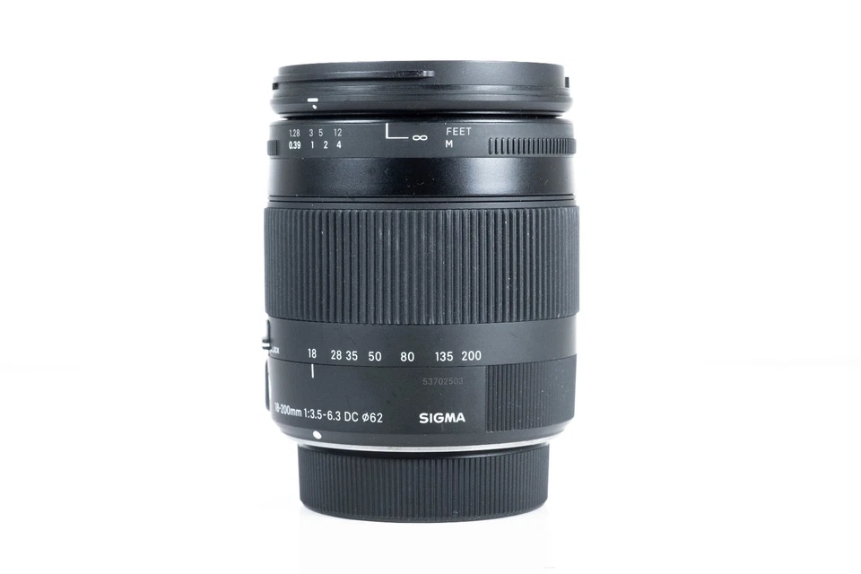 Sigma 18-200mm f/3.5-6.3 DC Macro OS HSM C – Nikon F DX – Caps & Hood - Image 2 of 4