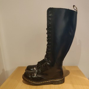 dr martens 1b60