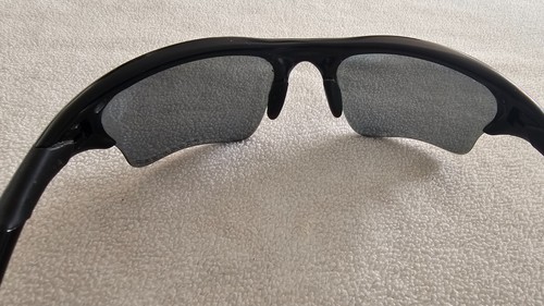 Gafas de sol polarizadas Oakley montura negra. - Imagen 7 de 11