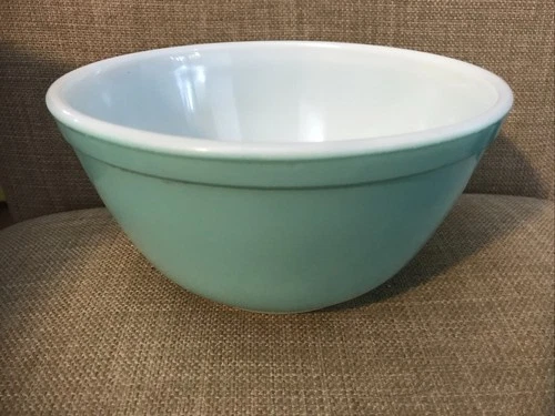 Vintage Pyrex Primary Color Blue / Turquoise Mixing Bowl #402