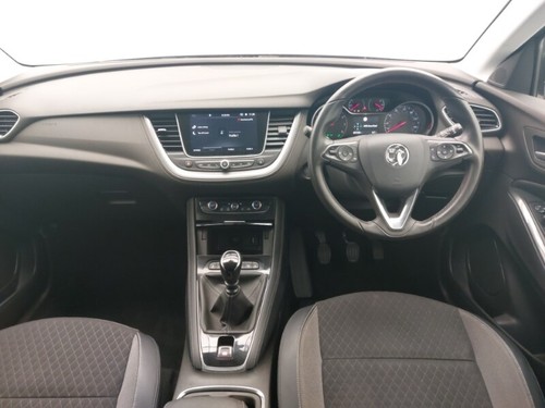 2018 Vauxhall Grandland X 1.2 Turbo Sport Nav 5dr HATCHBACK PETROL Manual - Picture 2 of 19