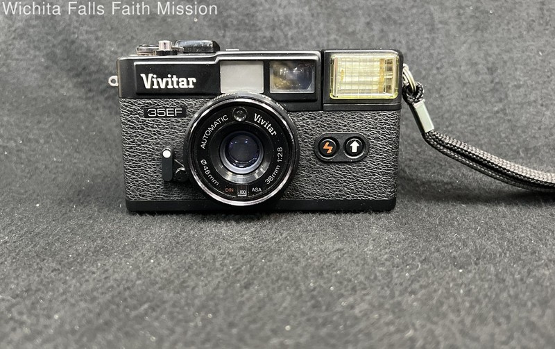 Vintage Vivitar 35EF 35mm Film Camera 38mm f/2.8 Lens With Case