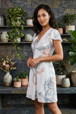 ViviMeng Women's Short Sleeve Sundress Floral Print Casual Wrap Dress Size M NWT