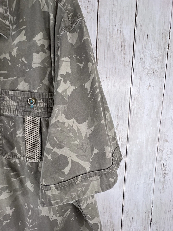 Vintage CAVI Men's 3XL Camo Button Down Short Sleeve Green Tan Pockets - Image 3 of 4