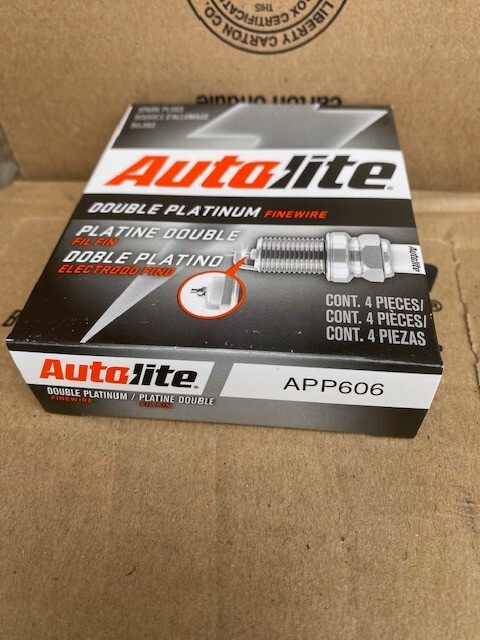 4 PACK Autolite APP606 Double Platinum Plug