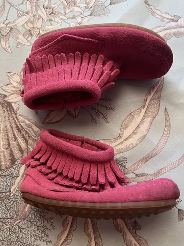 Minnetonka Pink Leather Moccasins Booties Sz 6 - Picture 7 of 13