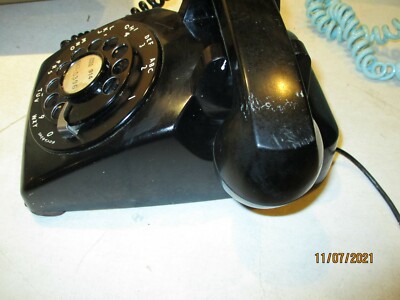 Vintage BELL SYSTEM Western Electric-BLACK -Rotary Dial Desk Phone