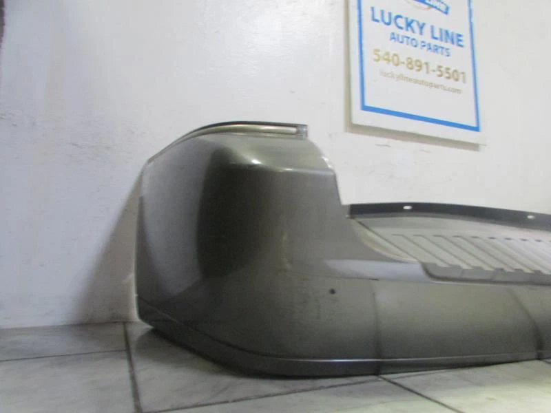 PARAGOLPES TRASERO FORD FREESTAR 04 05 06 07 Foto 2 de 3