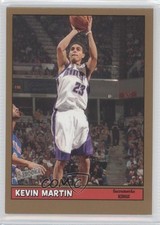 2005-06 Topps Bazooka Gold Kevin Martin #136 0s5
