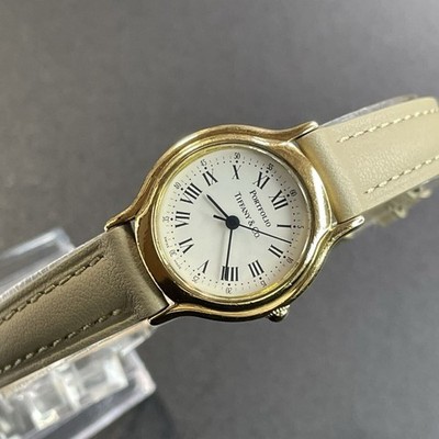 Original Tiffany Classic Round Double Name Gold Plated Quartz Damen 25mm