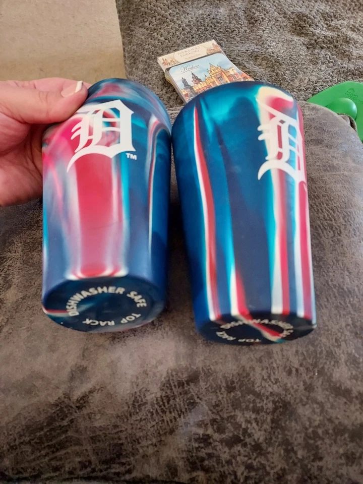 DETROIT Tigers Miller Lt. 16 盎司硅胶薄荷玻璃两包 — 第 2/3 张图片