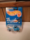 VTG NIP 1997 Hot Wheels Collector No. 620 Ford Transit Wrecker Tow Truck