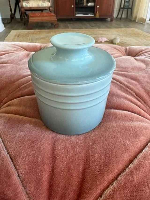 LE CREUSET Butter Crock Signature Stoneware Sea Salt, seconds