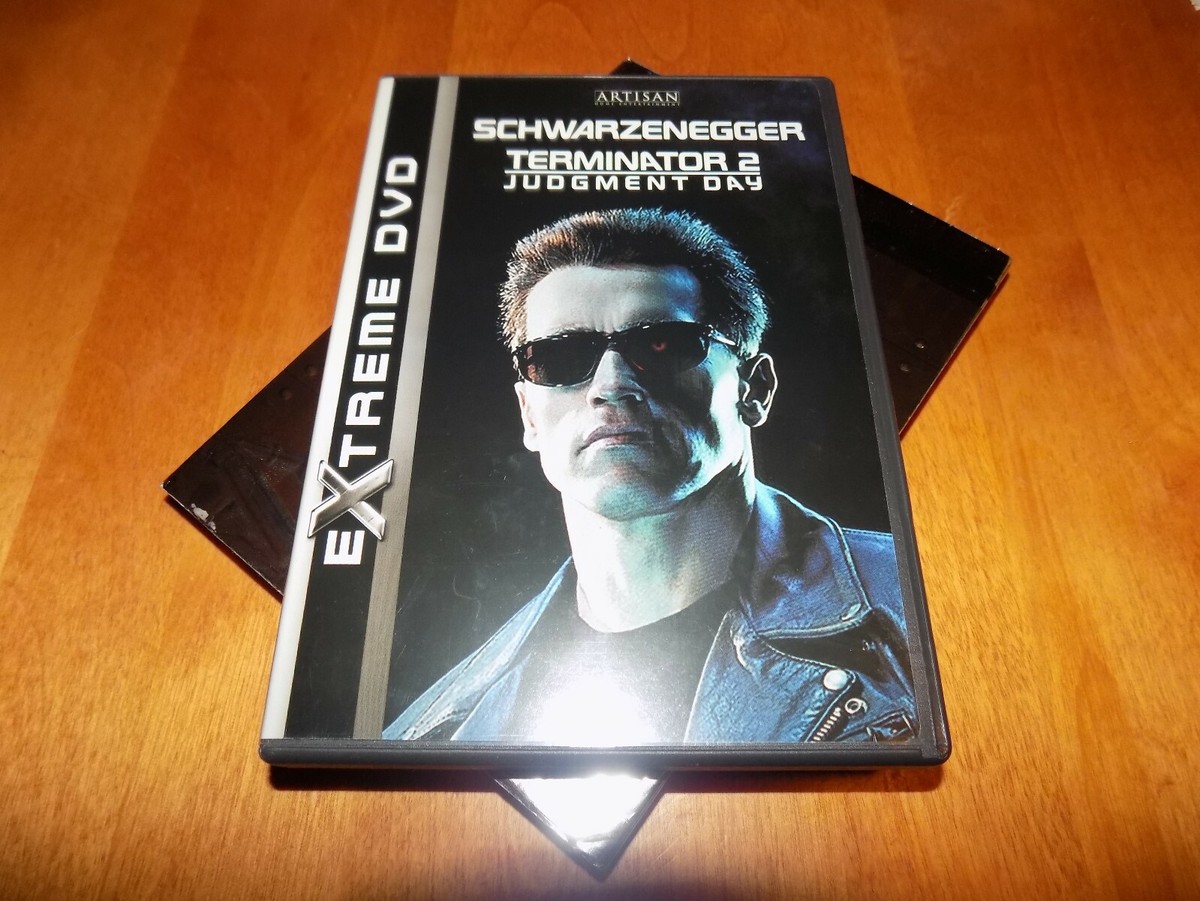 TERMINATOR 2 JUDGMENT DAY 3 RISE OF THE MACHINES Linda Hamilton