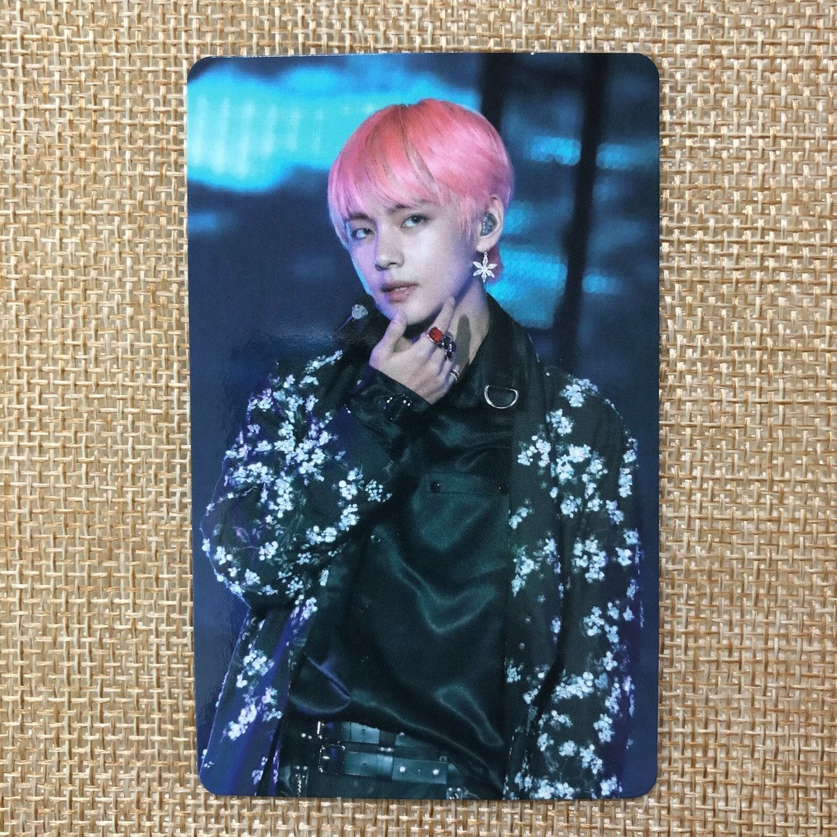 BTS V TAEHYUNG [Love Yourself World Tour Seoul DVD] Official