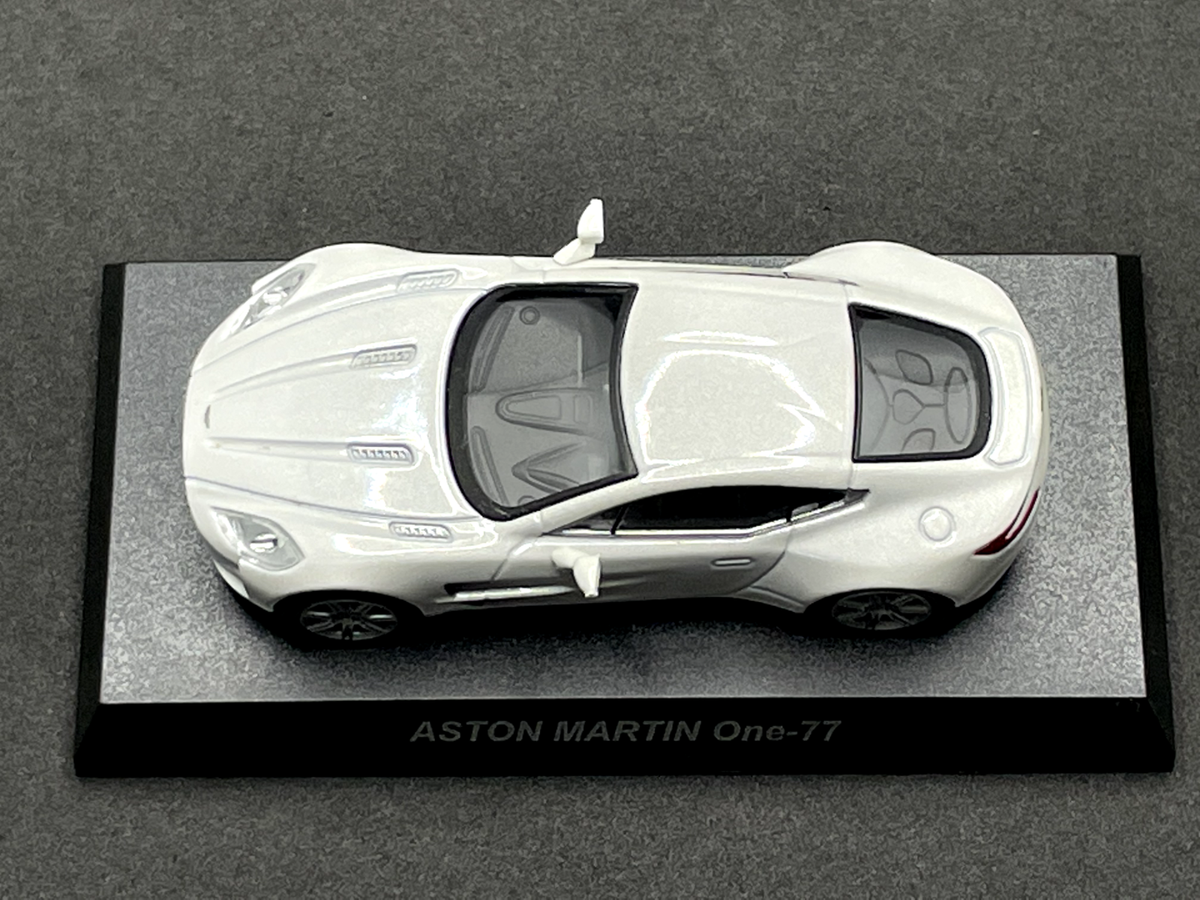 801-327 アストンマーチン 1/64 ONE 77 White 1:64 MJ Aston Martin ONE77 Diecast Toys Car Models Miniature