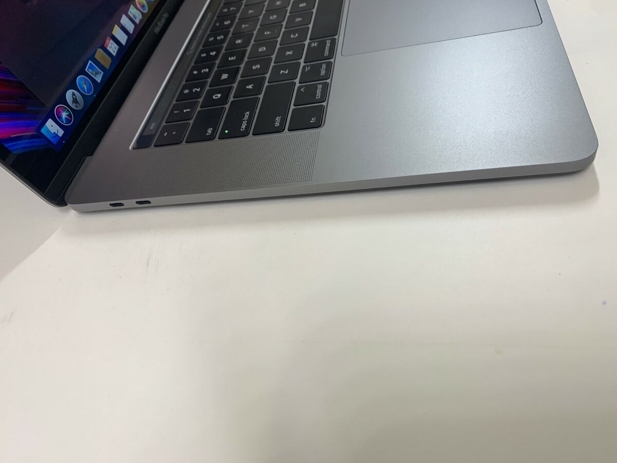 Apple MacBook Pro 15 Apple MacBook Pro 15