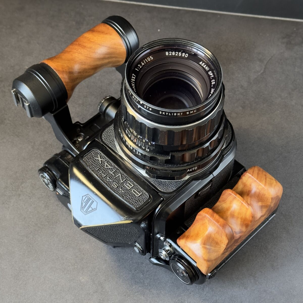Wood Camera Hand Grip For Pentax 67 6X7 6*7 Left and Right Wood Camera Hand Grip For Pentax 67 6X7 6*7 Left and Right