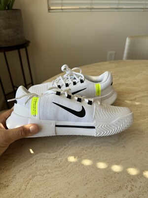 NIKEスニーカー Nike Zoom GP Challenge 1 Woman's Tennis Shoes Hard Court FB3147