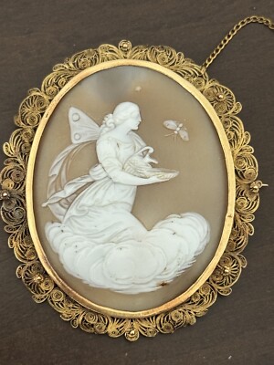 Antique Victorian Era Shell Cameo Brooch, Yellow Gold, C Clasp