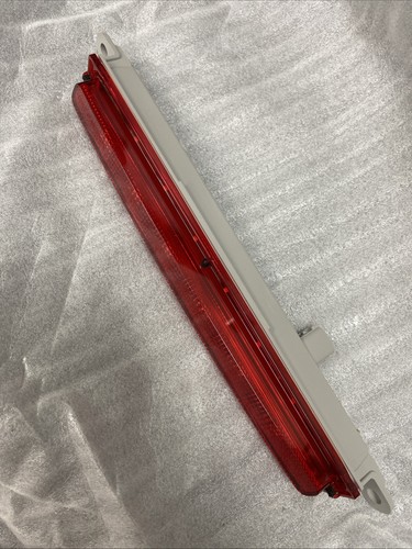 White Lens LED Third Brake Light For Honda CR-V 2012-2016 - High Mount Stop Light Replacement