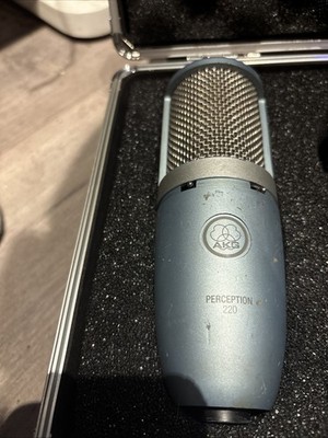 AKG P420 Studio Condenser Microphone