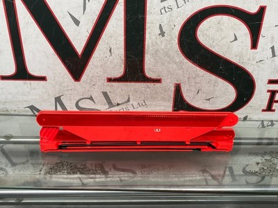 Original Mercedes Benz W204 C Klasse W212 E Warn-/Gefahrendreieck A2048900197