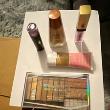 Assorted Makeup Lot: Beauty Runway Eye Shadow Palette, Lip Gloss, Foundation