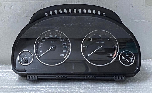 OEM BMW F10 2014 DIESEL TACHO / KOMBIINSTRUMENT 9348714